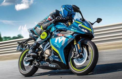 国产仿赛摩托街拍视频,速度与激情的视觉盛宴